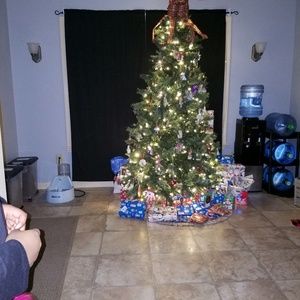 Meet your Posher, Della